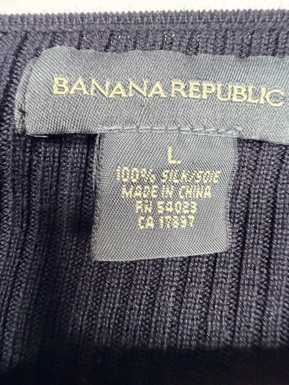 Banana Republic Silk Ribbed V-Neck Cardigan Black Large #A3204 - Picture 4 of 5